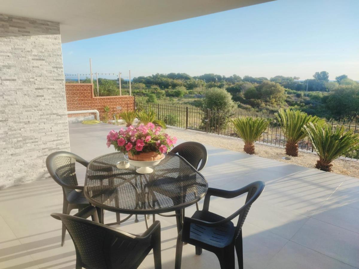 I Mori Di Brucoli Villa Exterior foto