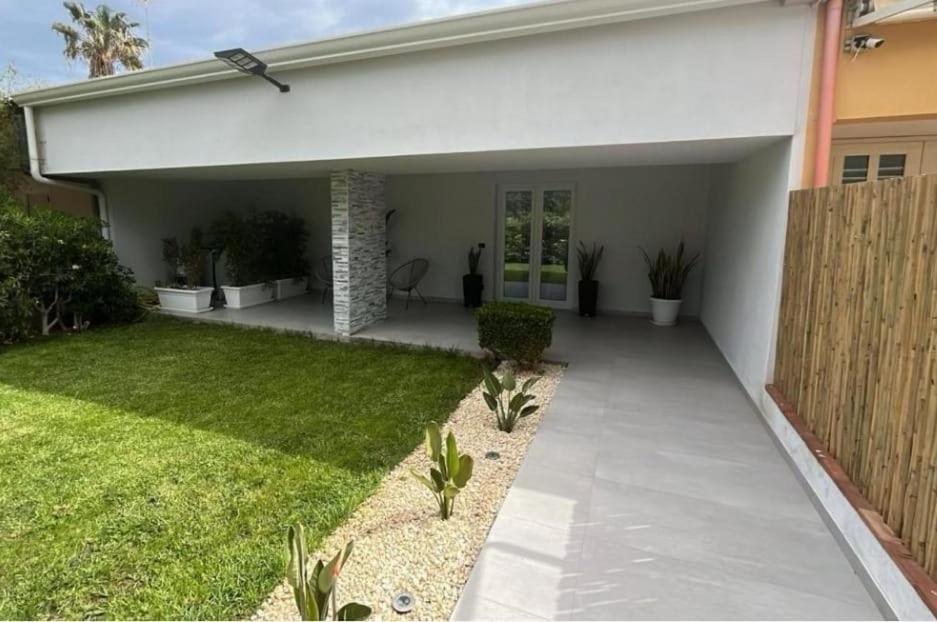 I Mori Di Brucoli Villa Exterior foto